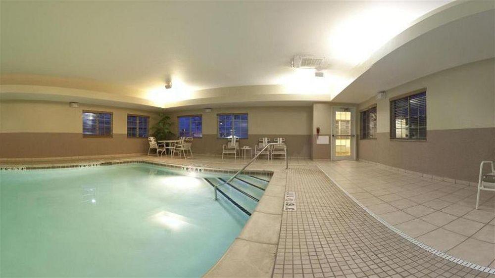 Candlewood Suites Fort Wayne - Nw By Ihg Exterior photo