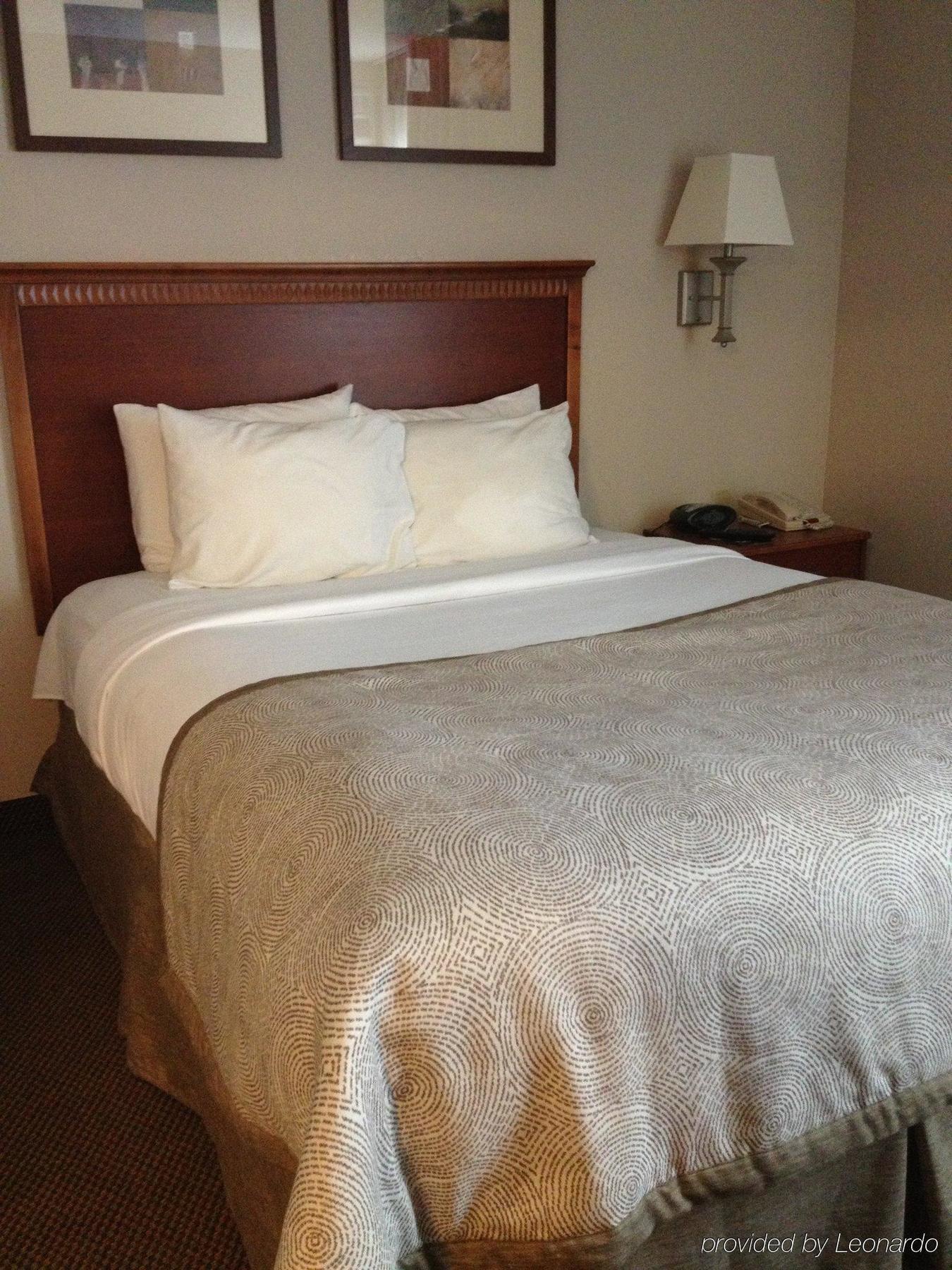 Candlewood Suites Fort Wayne - Nw By Ihg Exterior photo
