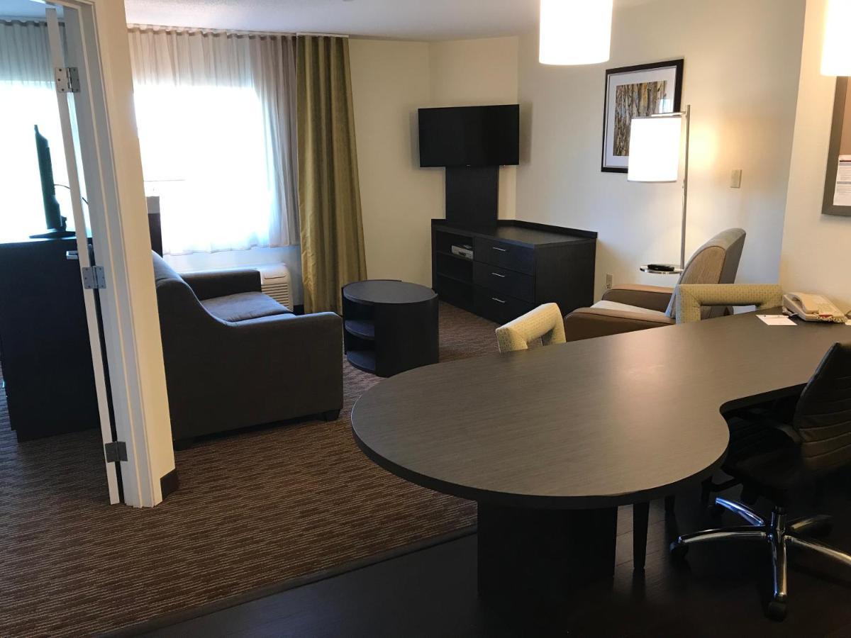 Candlewood Suites Fort Wayne - Nw By Ihg Exterior photo