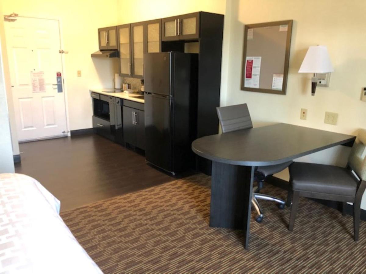 Candlewood Suites Fort Wayne - Nw By Ihg Exterior photo